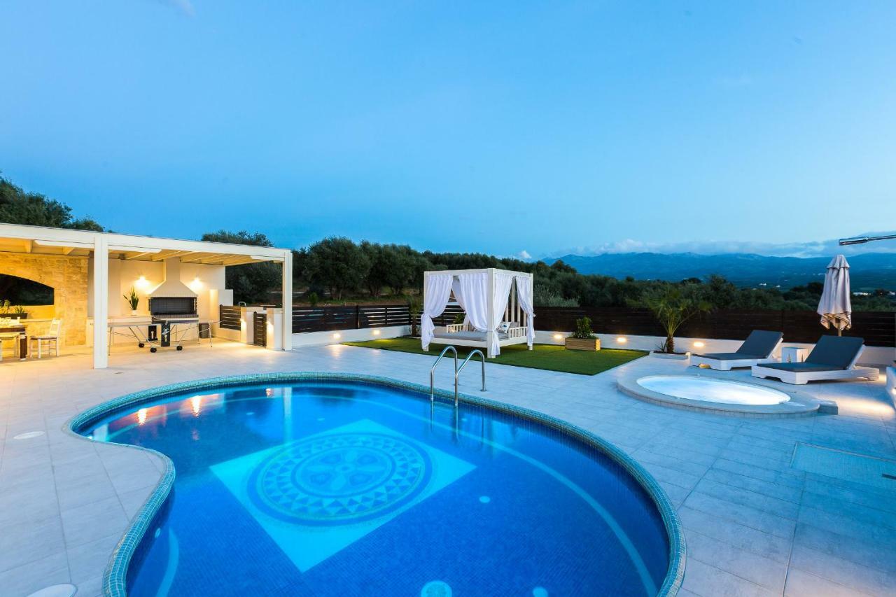 Caramel Villa, With 40M2 Pool & Spa Whirlpool, By Thinkvilla Pánormos المظهر الخارجي الصورة